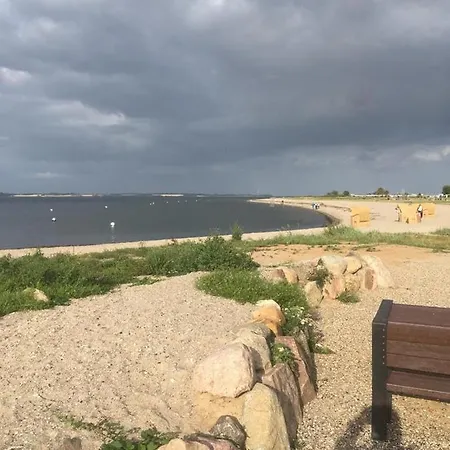 Am Kleinen Muehlenteich - Zentrale Ruhige Lage Mit Parkplatz Und Fahrraedern Apartament Flensburg